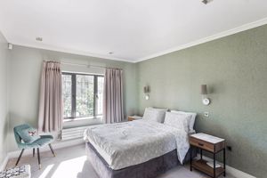 Photo 17- click for photo gallery